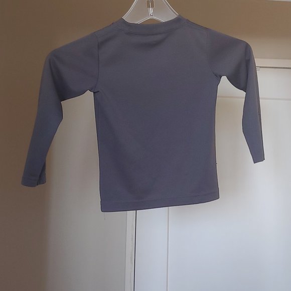 GENTLY USED, CHILD'S, DRI-FIT NIKE TEE SHIRT, SIZE 3 TO 4!!! - Picture 4 of 4